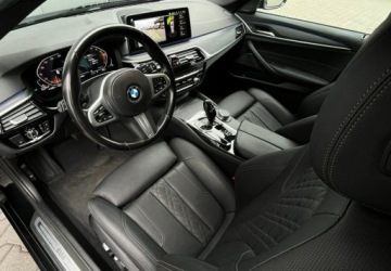BMW Seria 5 G30-G31 Touring Facelifting 2.0 520d 190KM 2022 BMW Seria 5 Skora Automat Hak Virtual Grzane fotele Led Navi Kamera, zdjęcie 14