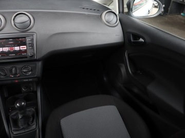 Seat Ibiza IV Hatchback 5d Facelifting 1.4 TDI 75KM 2017 Seat Ibiza 1.4 TDI, Klima, Tempomat, Parktronic, zdjęcie 7