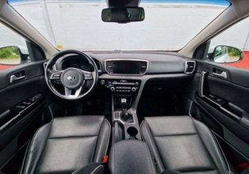 Kia Sportage IV SUV Facelifting 1.6 GDI 132KM 2019 Kia Sportage 1.6 GDI, Business Line Plus, pelny serwis ASO 1.6 Benzyna, zdjęcie 9