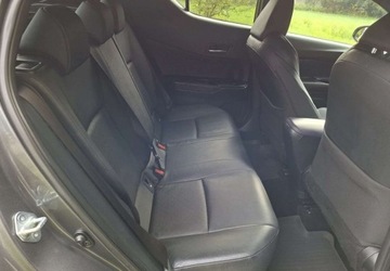 Toyota C-HR I Crossover 1.8 Hybrid 122KM 2017 Toyota C-HR Toyota C-HR 1.8 Hybryda 122KM, zdjęcie 28