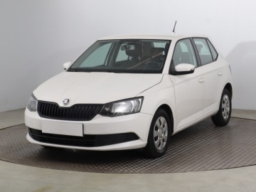 Skoda Fabia III Hatchback 1.2 TSI 90KM 2016 Skoda Fabia 1.2 TSI, Salon Polska, Klima, zdjęcie 1