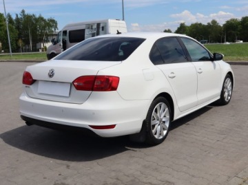 Volkswagen Jetta VI Sedan 1.2 TSI 105KM 2012 VW Jetta 1.2 TSI, Salon Polska, Serwis ASO, Klima, zdjęcie 4