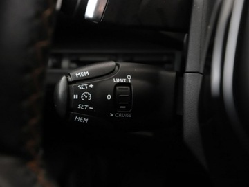 Peugeot 5008 II Crossover 1.6 BlueHDI 120KM 2017 Peugeot 5008 GRATIS! Pakiet Serwisowy o wartości, zdjęcie 36