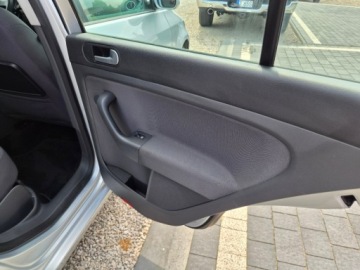 Volkswagen Golf Plus I 2.0 TDI 140KM 2008 Volkswagen Golf Plus Sliczny PLUS 2.0 TDI bezwypadkowy z Niemiec Zarejestr, zdjęcie 19