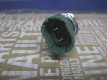 ДАТЧИК РЕВЕРСА RENAULT 2-ПОНЯТНЫЙ MASTER II MOVANO