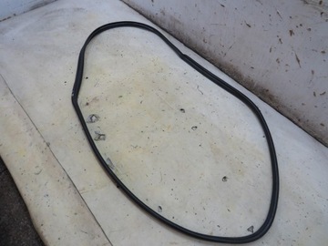 УПЛОТНИТЕЛЬ ДВЕРИ ПЕРЕДНЕЙ СЛЕВА, AURIS II