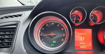 Opel Insignia I Sports Tourer 1.6 Turbo ECOTEC 180KM 2009 Opel Insignia Opel Insignia 1.6 Turbo Sport 1.6 Benzyna 180KM, zdjęcie 16