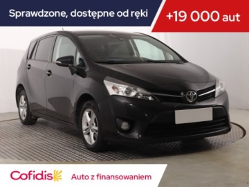 Toyota Verso Minivan Facelifting 1.6 Valvematic 132KM 2016 Toyota Verso 1.6 Valvematic, Salon Polska