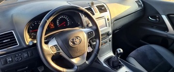Toyota Avensis III Wagon Facelifting 1.8 Valvematic 147KM 2014 Toyota Avensis PremiumNaviKamera182 tys wpisuje na fakturzeOrg.lakier1wlas, zdjęcie 18