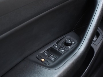 Volkswagen Arteon Fastback 2.0 TDI 240KM 2019 VW Arteon 2.0 BiTDI 4Motion, Salon Polska, zdjęcie 16