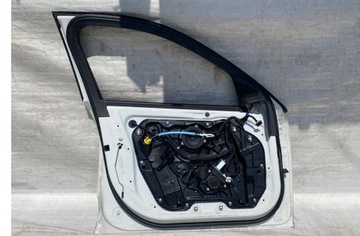 BMW 1 F40 DVEŘE LEVÉ PŘEDNÍ 19-