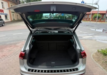 Volkswagen Tiguan II SUV 2.0 TDI 150KM 2017 Volkswagen Tiguan 2.0Tdi DSG R-line 4-motion Panorama dach Full led 2.0, zdjęcie 19