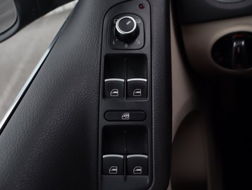 Volkswagen Tiguan I SUV 2.0 TDI CR DPF 140KM 2011 VW Tiguan 2.0 TDI, Salon Polska, 4X4, DSG, Skóra, zdjęcie 18