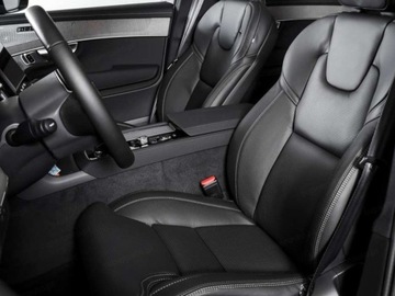 Volvo XC90 II 2025 VOLVO XC90 B5 B AWD Ultra Black Edition 7os Suv 264 KM 2025, zdjęcie 4