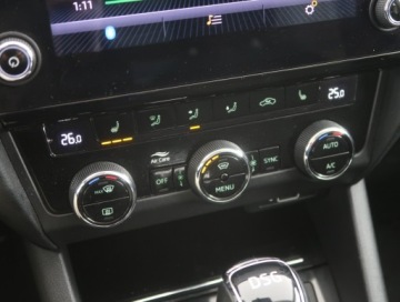 Skoda Octavia III Liftback Facelifting 1.8 TSI 180KM 2018 Skoda Octavia 1.8 TSI, Salon Polska, DSG, Klima, zdjęcie 11