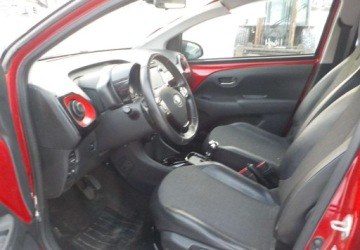 Toyota Aygo II Hatchback 3d Facelifting 1.0 VVT-i 72KM 2020 Toyota Aygo Automat Okazja Benzyna 72KM, zdjęcie 16