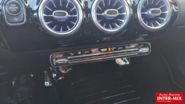 Mercedes Klasa A W177/V177 Hatchback 1.5 180d 116KM 2020 Mercedes-Benz Klasa A 180 AMG 1.5 Diesel 115KM, zdjęcie 14