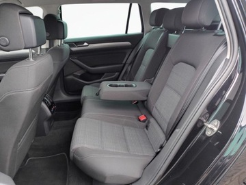 Volkswagen Passat 2021 Volkswagen Passat Variant Faktura VAT Hak Navi Grzane fotele 2.0 Diesel, zdjęcie 22