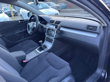 Volkswagen Passat B6 Variant 2.0 TDI-CR DPF 110KM 2010 Volkswagen Passat 2.0 TDI CR/Bogata wersja/HAK/, zdjęcie 25