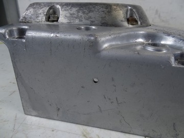 Suzuki GS 550 Крышка крышки звездочки