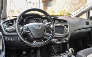 Kia Ceed II Kombi 1.6 GDI 135KM 2014 Kia Ceed Salon PL 1 wlasciciel Bezwypadkowy 2014 r. VAT 23 1.6 Benzyna, zdjęcie 8