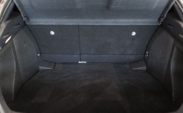 Toyota C-HR I Crossover Facelifting 1.8 Hybrid 122KM 2023 Toyota C-HR 1.8 Hybrid GPF GR Sport 1.8 Hybryda 122KM, zdjęcie 17