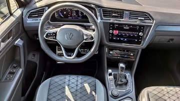 Volkswagen Tiguan II SUV Facelifting 2.0 TSI 190KM 2022 Volkswagen Tiguan R-line 2.0TSI 190KM 4x4 DSG Navi, zdjęcie 35