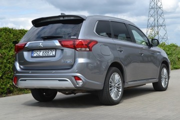 Mitsubishi Outlander III 2019 PHEV 2.4 4x4 NAJBOGATSZA WERSJA, zdjęcie 12