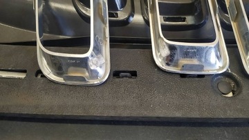 JEEP COMPASS LIFT 2011- CHROM KRATKA ATRAPA