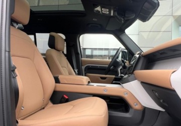 Land Rover Defender IV (L663) 2025 Land Rover Defender Defender MY26 3.0D I6 350 PS AWD Auto X-Dynamic HSE 110, zdjęcie 2