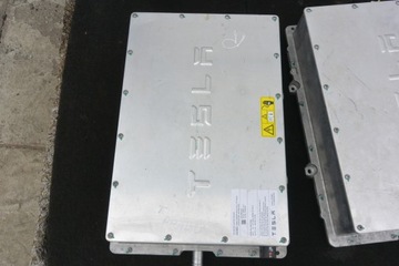 ЗАРЯДНОЕ УСТРОЙСТВО TESLA S 85 ЗАРЯДНЫЙ МОДУЛЬ 12-15
