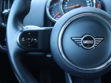 Mini Countryman F60 Crossover Facelifting 1.5  136KM 2022 MINI Countryman Cooper, Salon Polska, zdjęcie 16