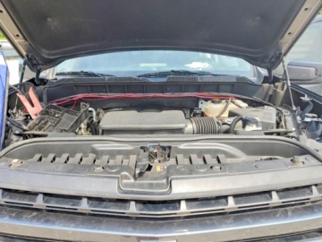 Chevrolet Silverado II 2019 Chevrolet Silverado K1500 Rst 2019 5.3 Benzyna 355KM, zdjęcie 6