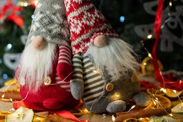 РОЖДЕСТВЕНСКИЕ гномы под елку, гномы, гномики, 2 шт. НАБОР РОЖДЕСТВЕНСКИХ ОРНАМЕНТОВ.