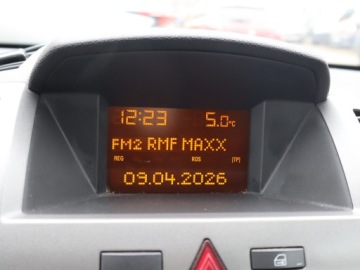 Opel Zafira B 1.6 Twinport ECOTEC 105KM 2006 Opel Zafira 1.6, 7 miejsc, Klima, Tempomat, zdjęcie 14