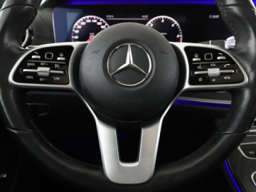 Mercedes Klasa E W213 Kombi 2.0 220d 194KM 2018 Mercedes E 220 FV-23% AMG-Line Automat Panorama, zdjęcie 20