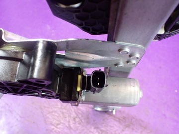 DACIA SANDERO II ZVEDÁK OKNO PŘEDNÍ LEVÝ 2 PIN