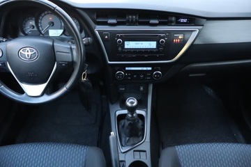 Toyota Auris II Touring Sports D-4D 90 90KM 2014 Toyota Auris 1.4 D-4D, Salon Polska, Serwis ASO, zdjęcie 11