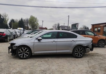 Volkswagen Passat B8 Limousine Facelifting 1.5 TSI EVO 150KM 2021 Volkswagen Passat 2021r, 1.5TSI. AUTOMAT. Uszkodzony lewy przod i tyl. Je, zdjęcie 20