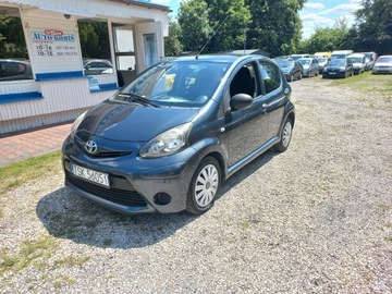 Toyota Aygo I Hatchback 5d Facelifting 1.0 VVT-i 68KM 2013 TOYOTA AYGO (_B1_) 1.0 (KGB10_) 68 KM, zdjęcie 1