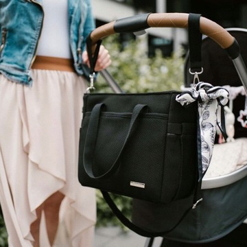 СУМКА-ОРГАНИЗАТОР ДЛЯ ПРОГУЛКИ МАТЕРИ ДЛЯ КОЛЯСКИ Черный CARMEN Babyono 1571/01