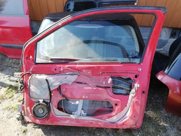DVEŘE PRAVÉ KOMPLETNÍ HYUNDAI GETZ 3D