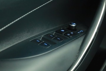 Toyota Corolla XII 2020 Toyota Corolla 2.0 Hybrid, Salon Polska, zdjęcie 15