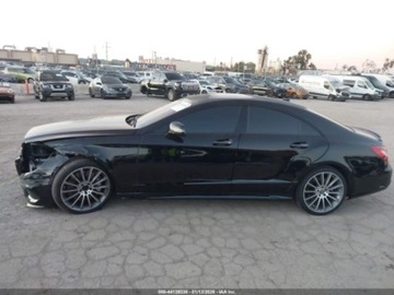 Mercedes CLS W218 2017 Mercedes-Benz CLS 550 2017 4.7 Benzyna 402KM, zdjęcie 2