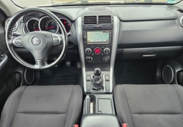 Suzuki Grand Vitara II SUV 5d Facelifting 1.9 DDiS 129KM 2012 Suzuki Grand Vitara LIFT 1.9Diesel 130KM 4x4 Biala Perla 5-Drzwi Navi 1.9, zdjęcie 7