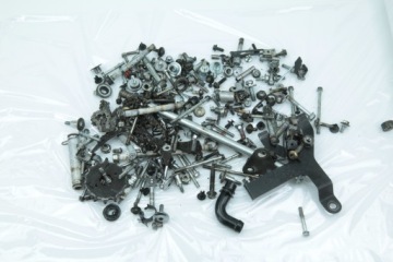 СМЕСЬ ВИНТОВ HONDA VARADERO 125 01-06