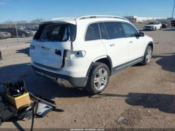 Mercedes GLB 2023 Mercedes-Benz GLB 250 2023 2.0 Benzyna 221KM, zdjęcie 5