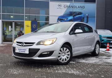 Opel Astra J Hatchback 5d Facelifting 1.6 Twinport ECOTEC 115KM 2015 Opel Astra 1.6 Benzyna 115 KM Enjoy, bezwypadkowy, VATmarza 1.6 Benzyna, zdjęcie 1