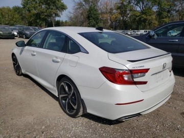 Honda 2022 Honda Accord HONDA ACCORD SPORT SE, 2022r., 1.5L, po gradobiciu 1.5 Benzyna, zdjęcie 2