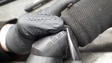 1K0122291CE TRUBKA VODY VW CADDY III FACELIFT 10-15 1.2 TSI